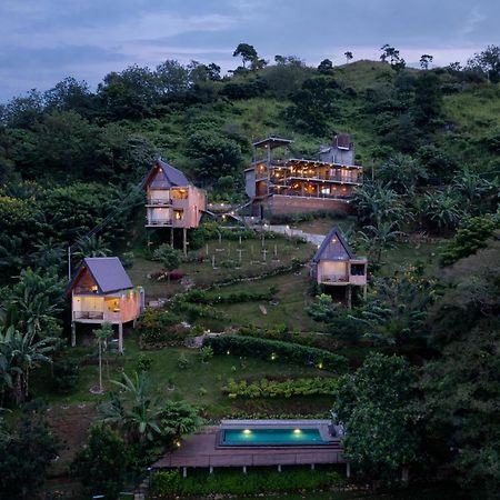 Majentra Ella Exterior foto
